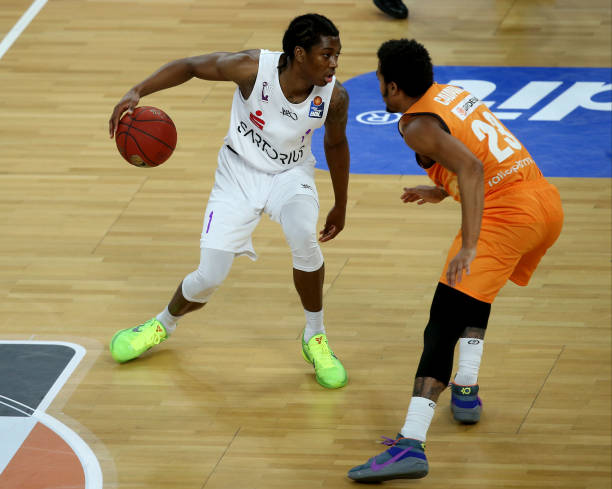 中身披利物 中身披利物