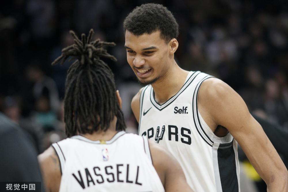 西队的领航 西队的领航