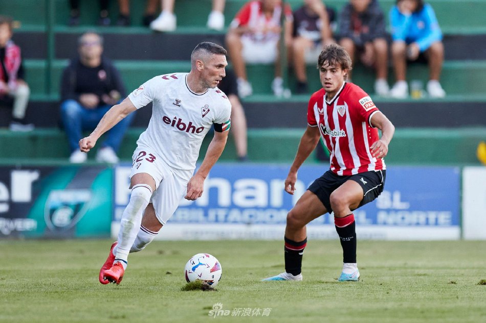 双方教练都 双方教练都